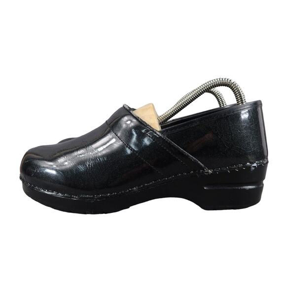 Sanita Shoes Womens 40 Clogs Comfort Slip On Danish Patent Leather Work Classic - Picture 4 of 16